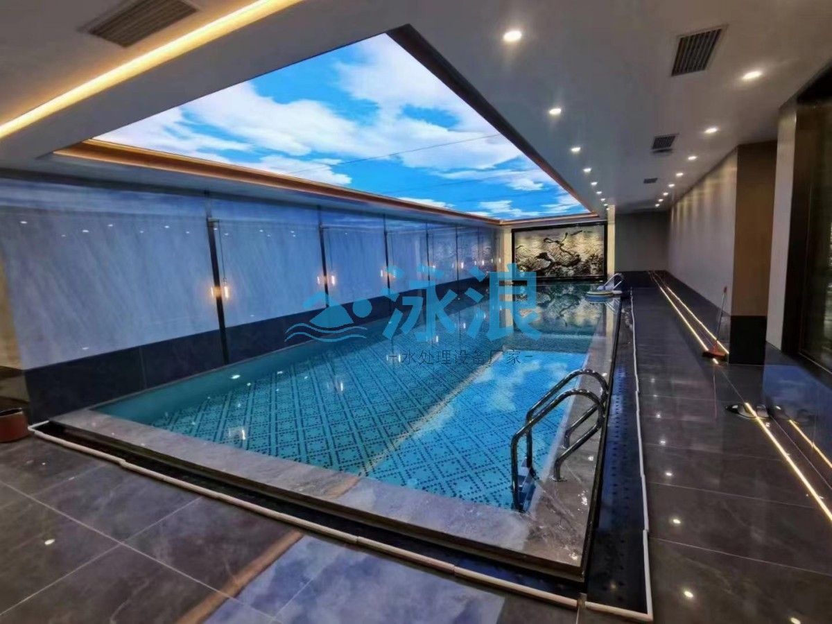 山东滨州私人别墅室内恒温泳池